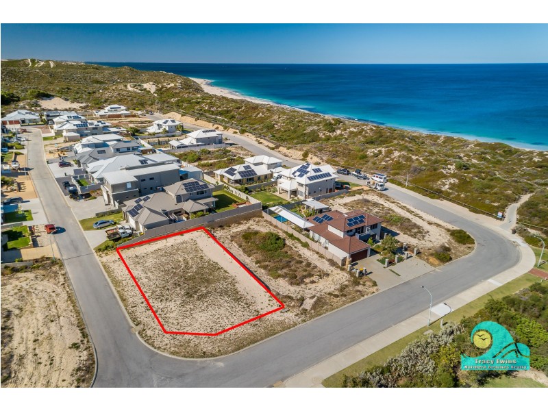 25 Trumpeter Parade, Yanchep WA 6035