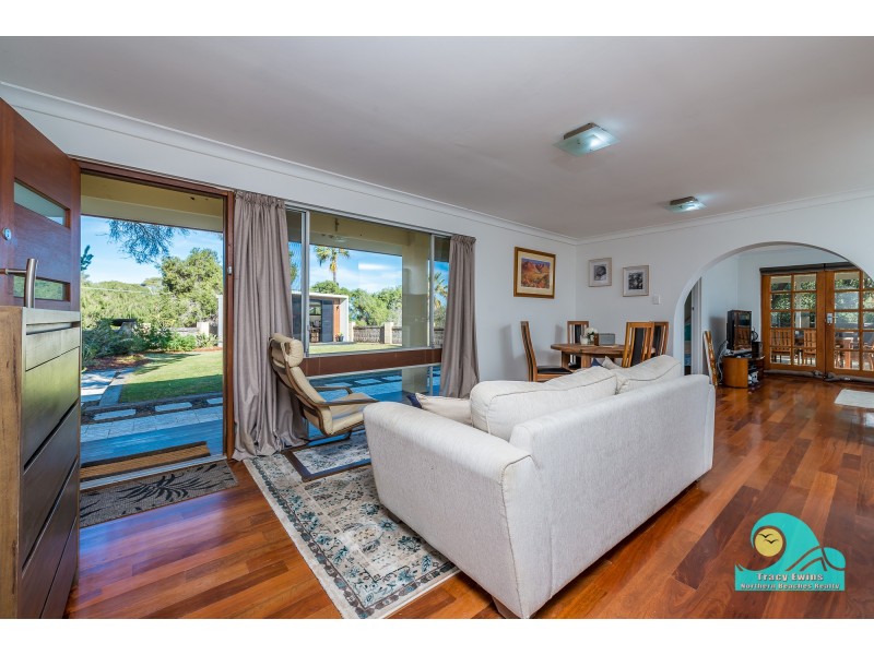 22 Chrisp Place, Yanchep WA 6035