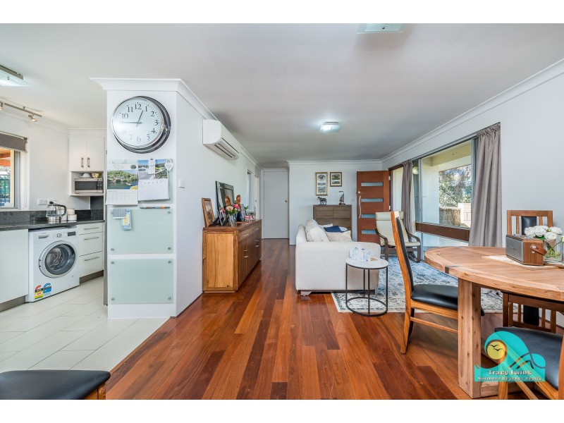 22 Chrisp Place, Yanchep WA 6035