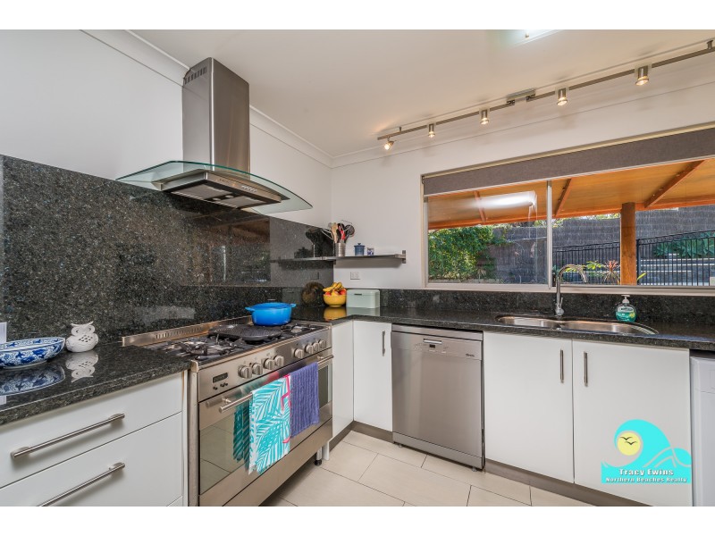 22 Chrisp Place, Yanchep WA 6035