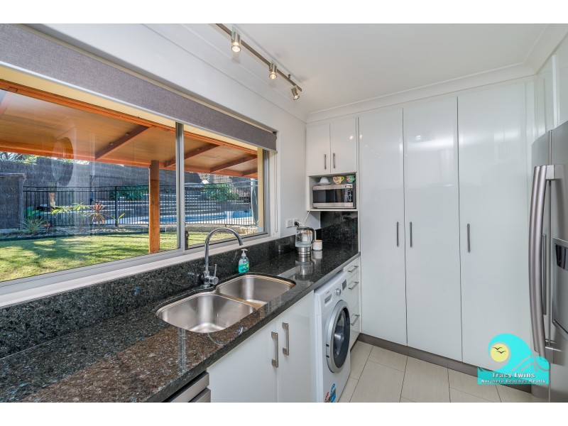 22 Chrisp Place, Yanchep WA 6035