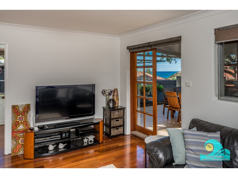 22 Chrisp Place, Yanchep WA 6035