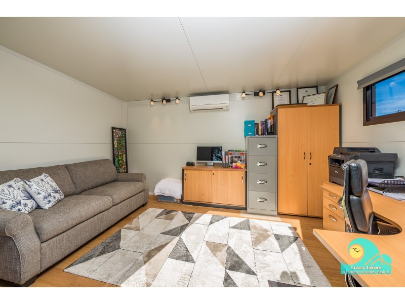 22 Chrisp Place, Yanchep WA 6035