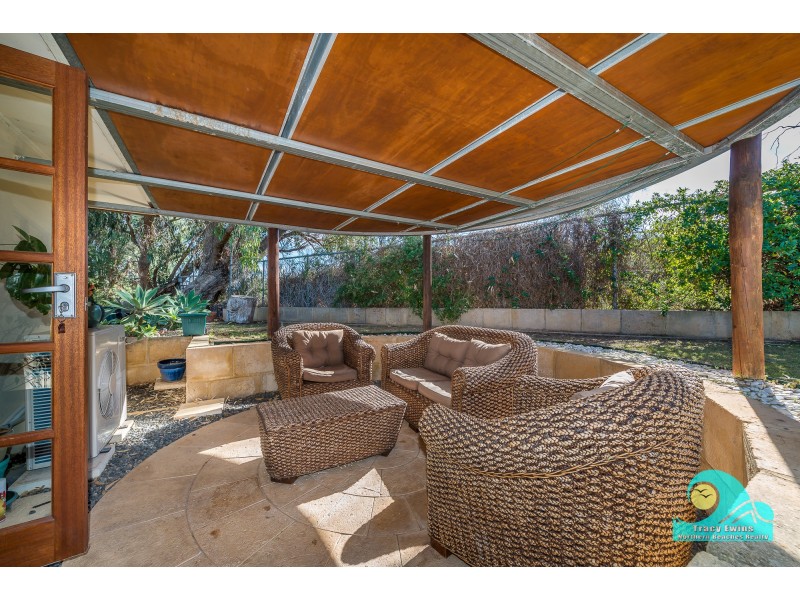 22 Chrisp Place, Yanchep WA 6035