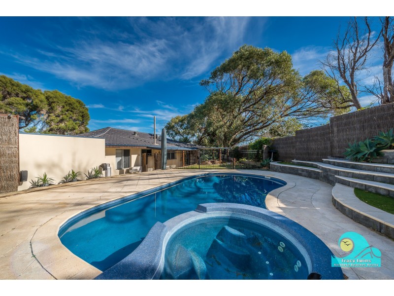 22 Chrisp Place, Yanchep WA 6035