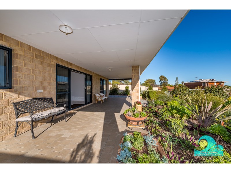 109 Lagoon Drive, Yanchep WA 6035