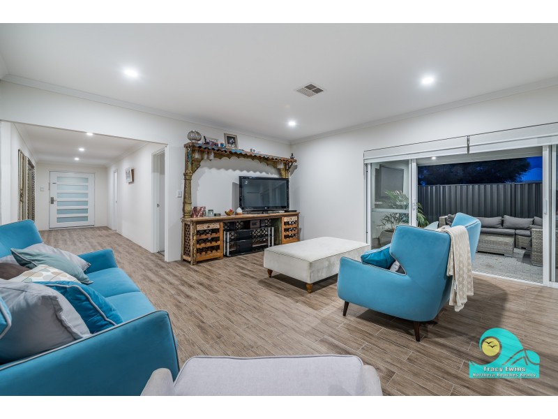 52 Parkland Drive, Yanchep WA 6035