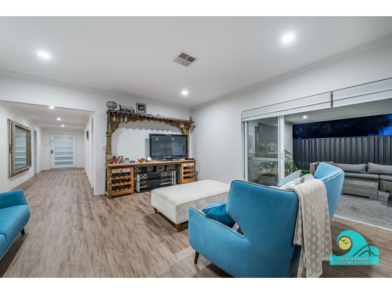 52 Parkland Drive, Yanchep WA 6035