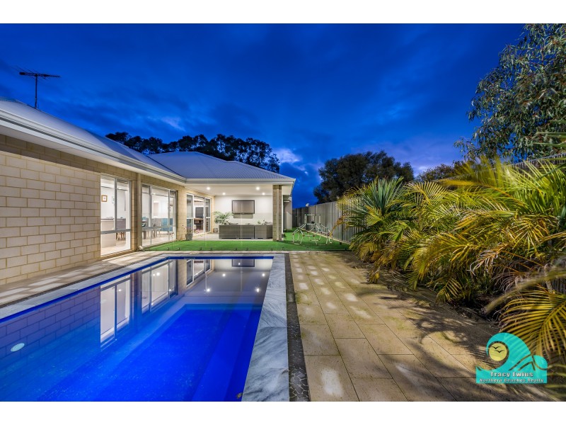 52 Parkland Drive, Yanchep WA 6035