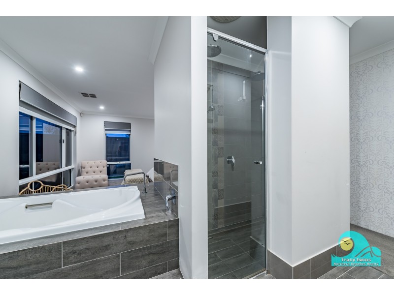 52 Parkland Drive, Yanchep WA 6035