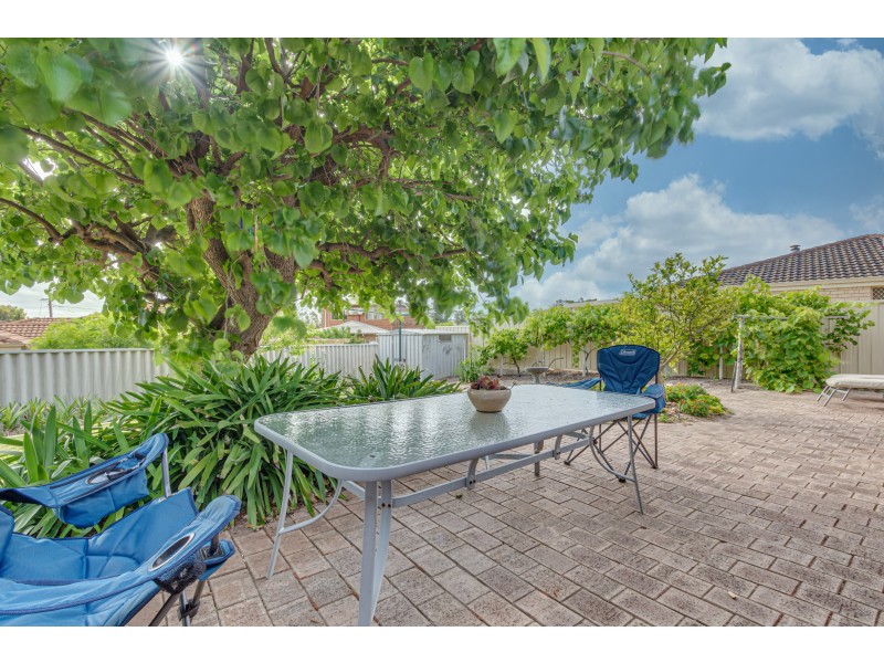 1 Truro Court, Yanchep WA 6035