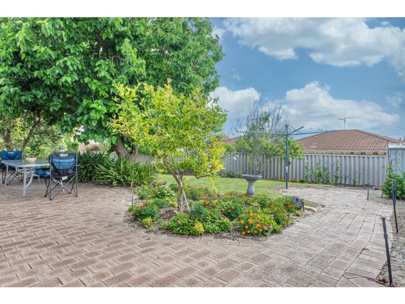 1 Truro Court, Yanchep WA 6035