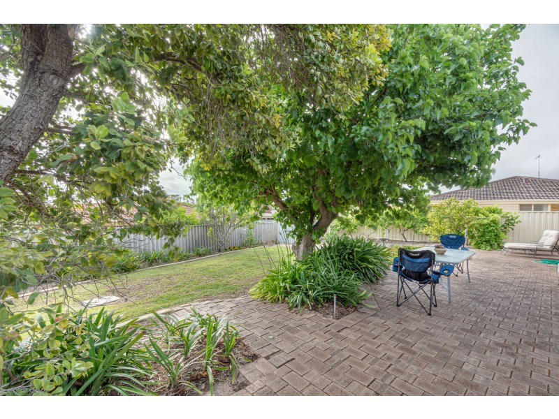 1 Truro Court, Yanchep WA 6035