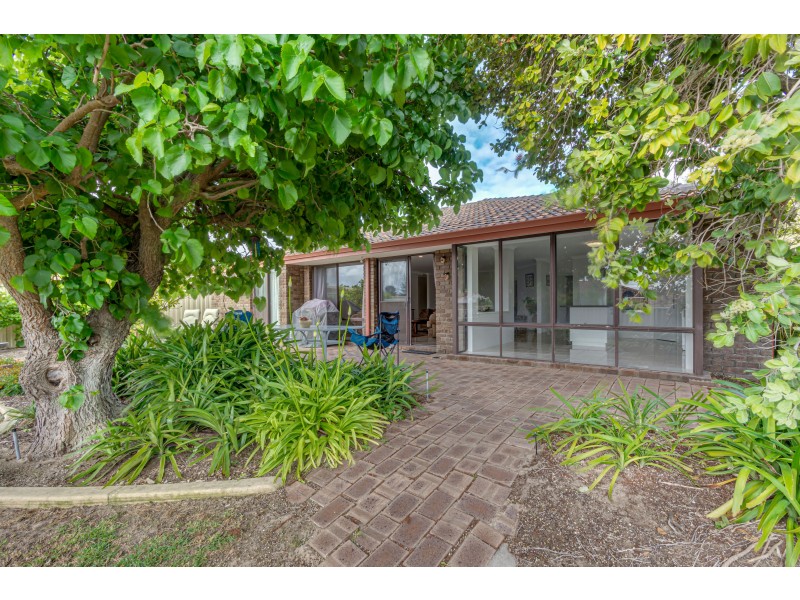 1 Truro Court, Yanchep WA 6035