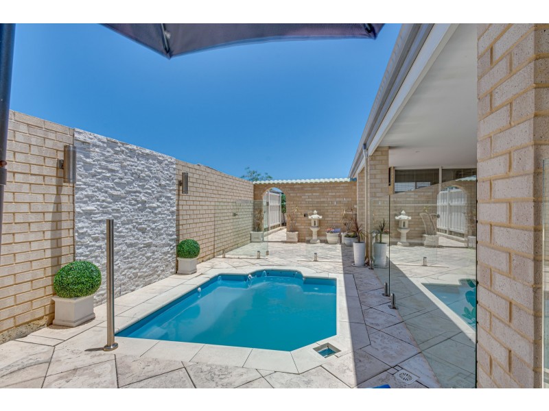 24 Spiral Flag Road, Yanchep WA 6035