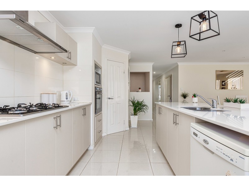 24 Spiral Flag Road, Yanchep WA 6035