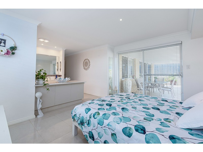 24 Spiral Flag Road, Yanchep WA 6035