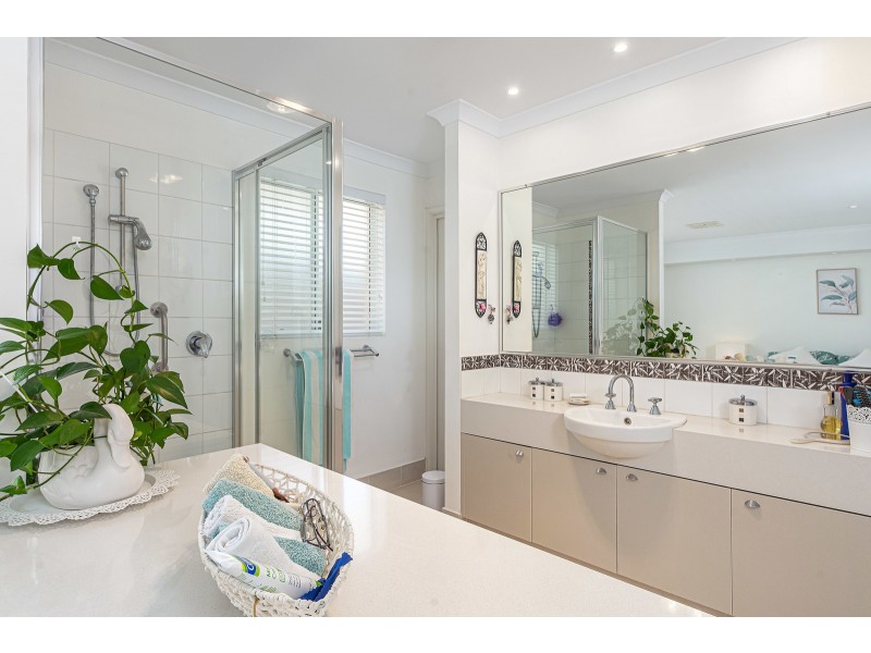 24 Spiral Flag Road, Yanchep WA 6035