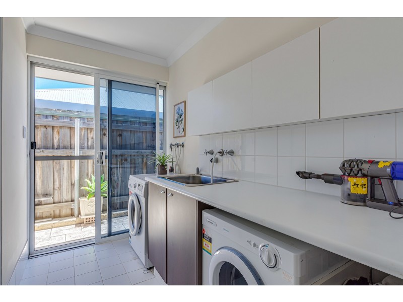 24 Spiral Flag Road, Yanchep WA 6035