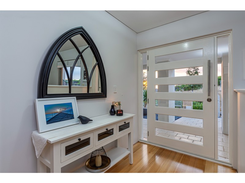 40 Seaside Avenue, Yanchep WA 6035