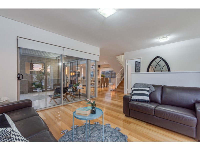 40 Seaside Avenue, Yanchep WA 6035