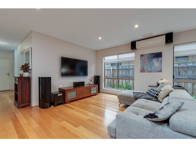 40 Seaside Avenue, Yanchep WA 6035