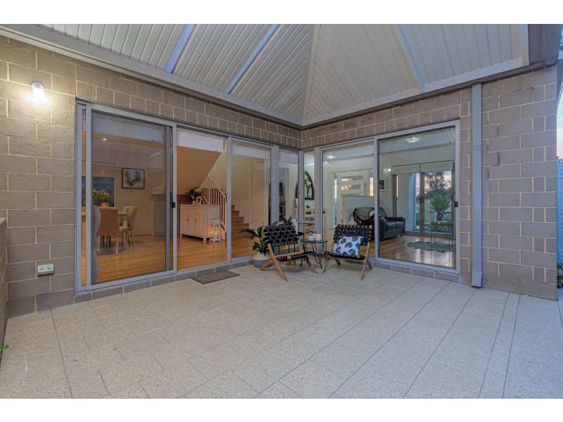 40 Seaside Avenue, Yanchep WA 6035