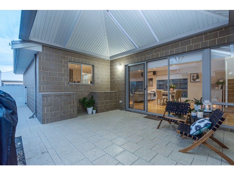 40 Seaside Avenue, Yanchep WA 6035