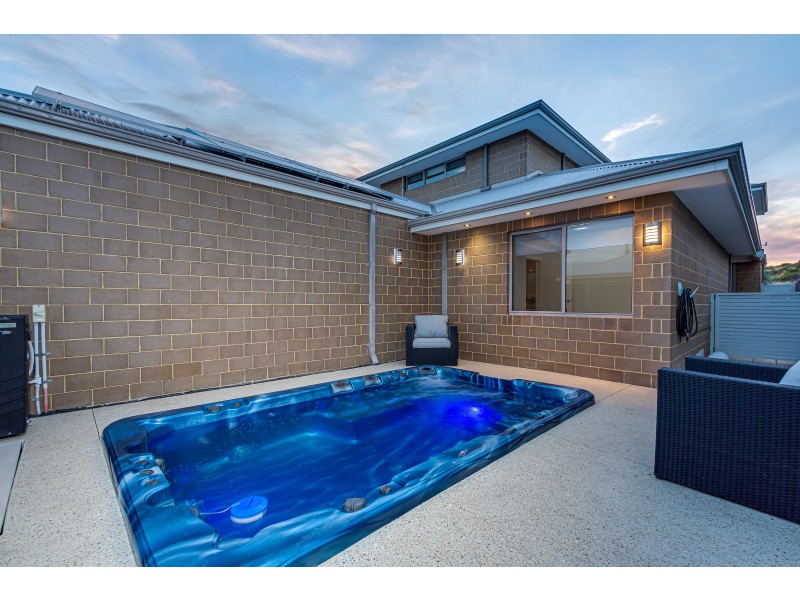 40 Seaside Avenue, Yanchep WA 6035