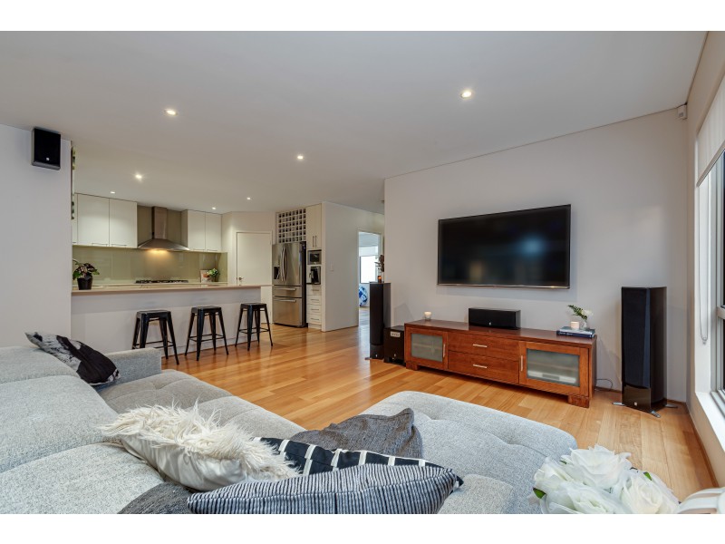 40 Seaside Avenue, Yanchep WA 6035