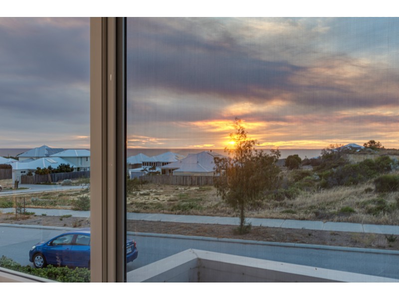 40 Seaside Avenue, Yanchep WA 6035