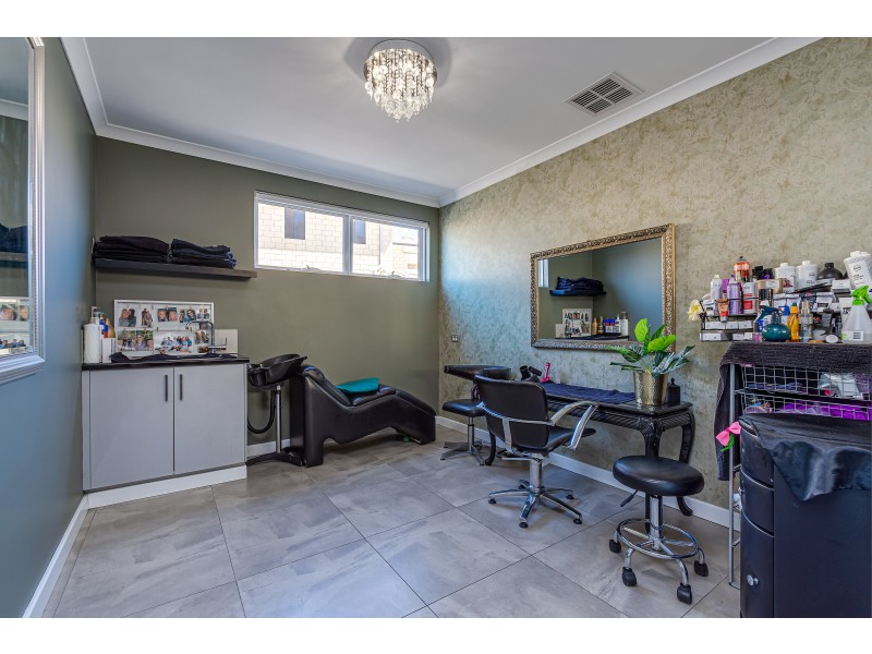 8 Harlequin Way, Yanchep WA 6035