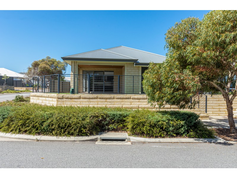 16 Bunker Crescent, Yanchep WA 6035