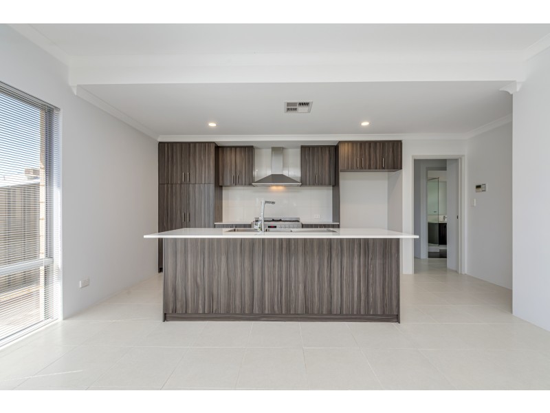 16 Bunker Crescent, Yanchep WA 6035