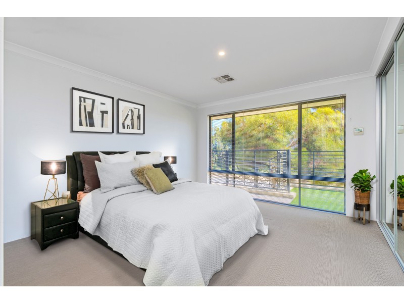 16 Bunker Crescent, Yanchep WA 6035