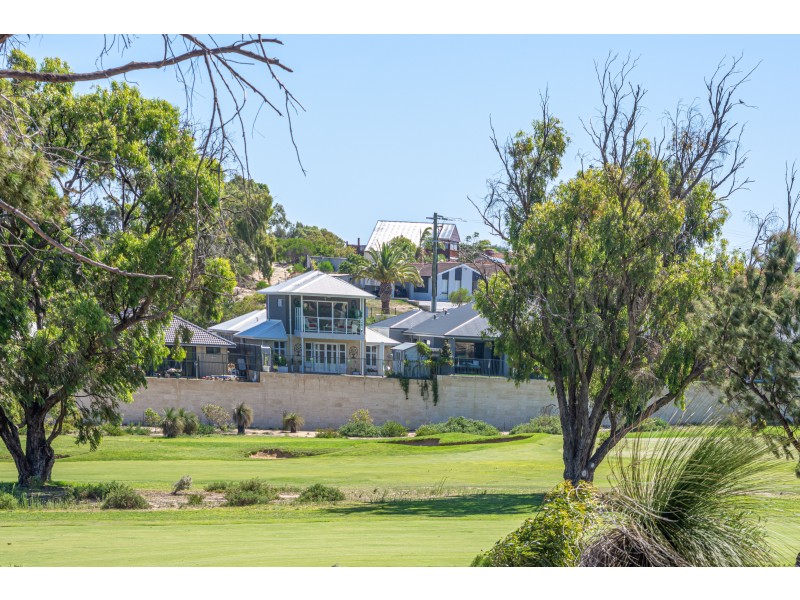 16 Bunker Crescent, Yanchep WA 6035