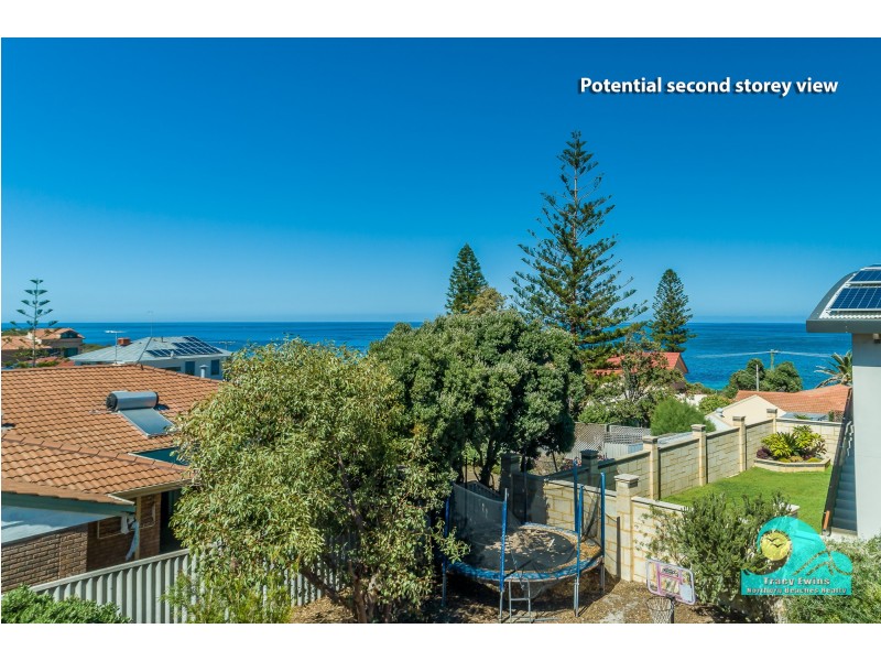 1 Compass Circle, Yanchep WA 6035