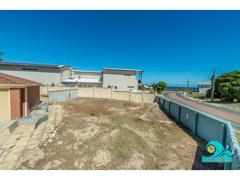 1 Compass Circle, Yanchep WA 6035