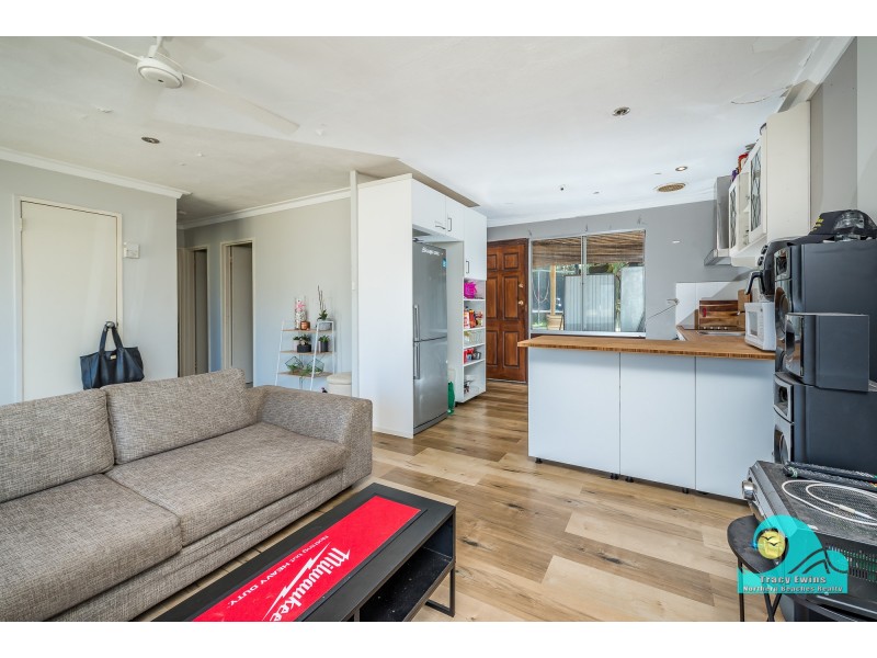 98 Brazier Road, Yanchep WA 6035