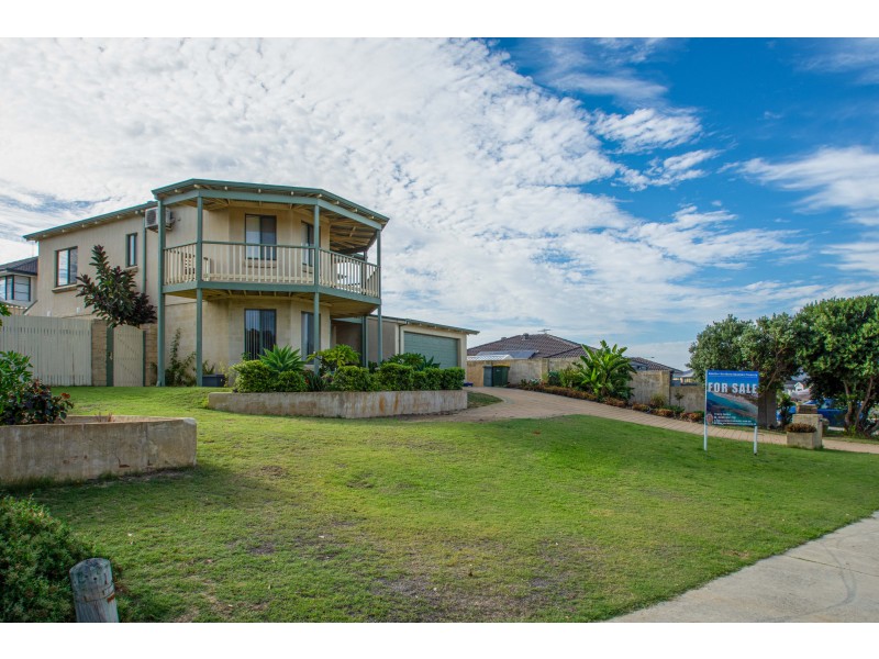 130 Lagoon Drive, Yanchep WA 6035