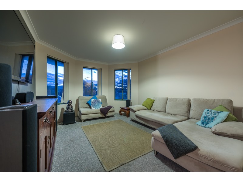 130 Lagoon Drive, Yanchep WA 6035