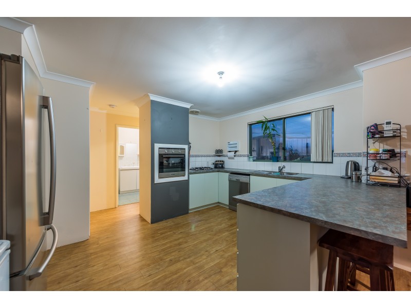 130 Lagoon Drive, Yanchep WA 6035