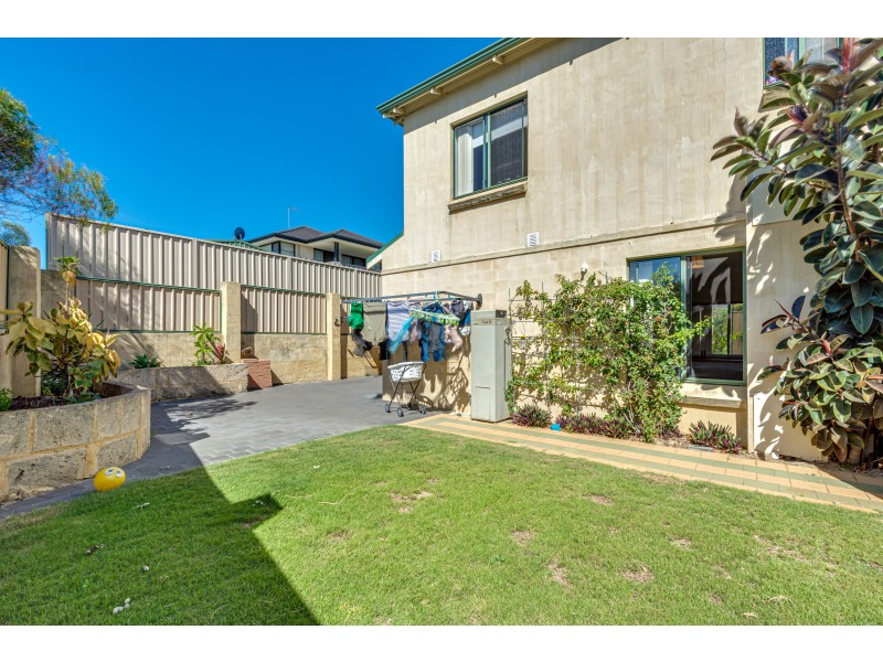 130 Lagoon Drive, Yanchep WA 6035