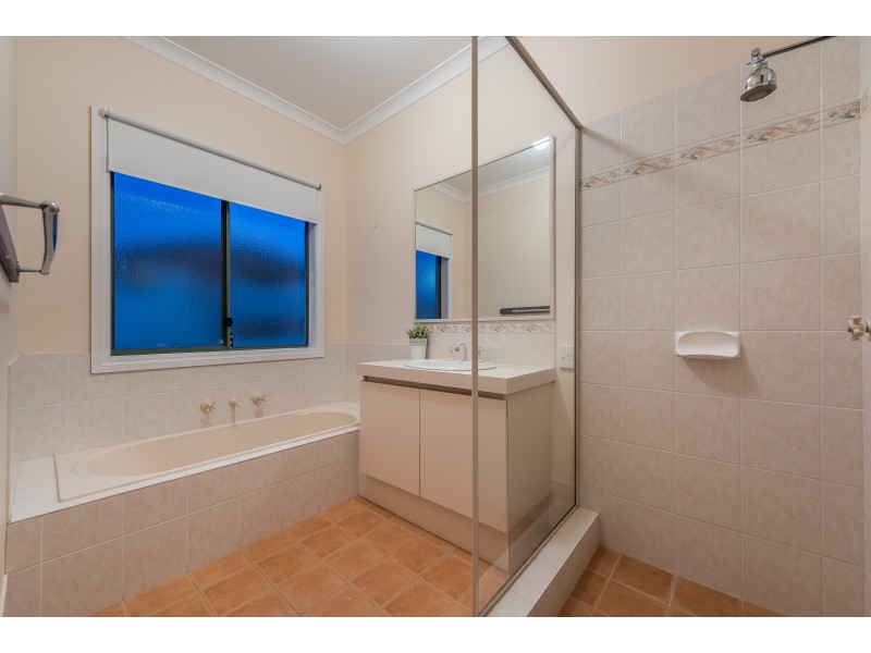 130 Lagoon Drive, Yanchep WA 6035