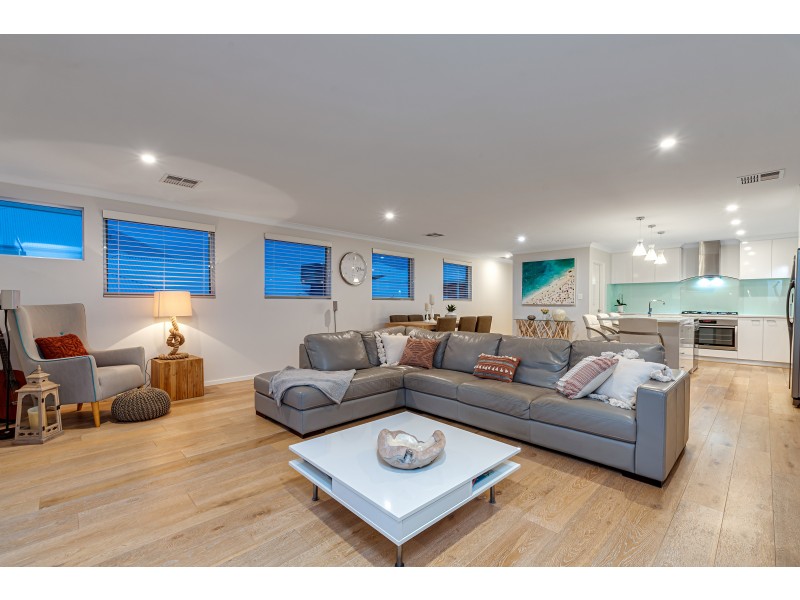 29 Seadrift Street, Yanchep WA 6035