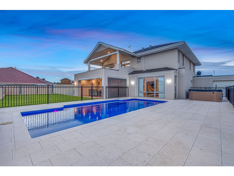9 Bass Chase, Yanchep WA 6035