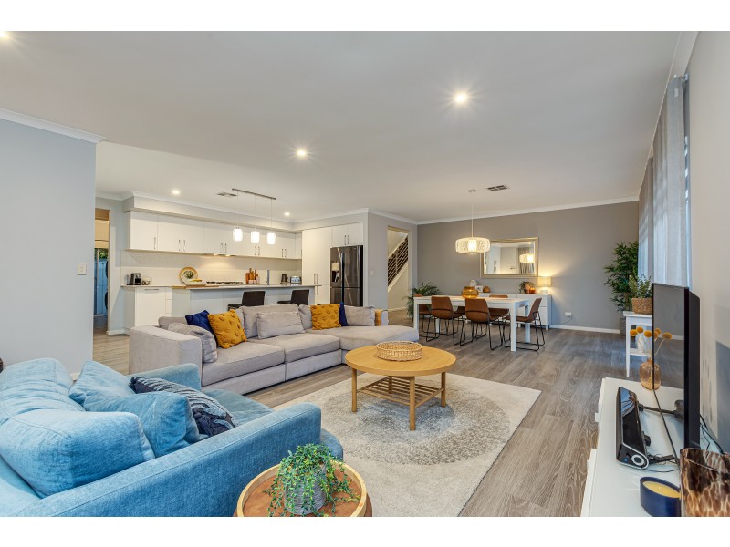 16 Bass Chase, Yanchep WA 6035