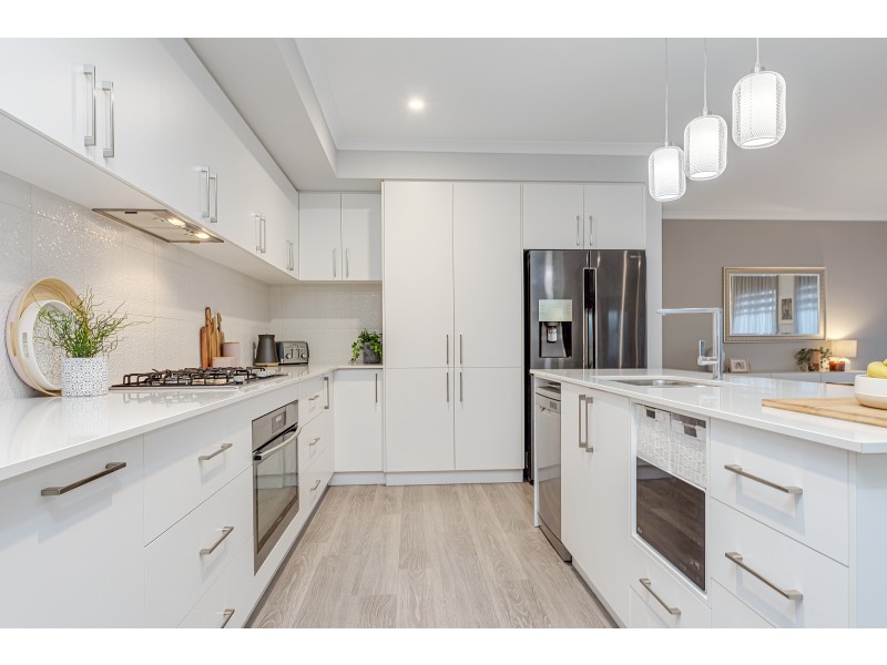 16 Bass Chase, Yanchep WA 6035