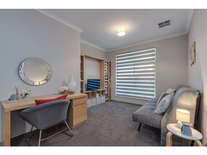 16 Bass Chase, Yanchep WA 6035