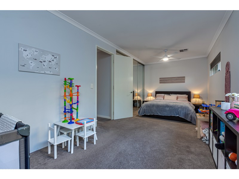 16 Bass Chase, Yanchep WA 6035